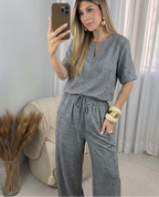 Kit 2 Conjuntos Blusa Decote V e Calça - Aurora
